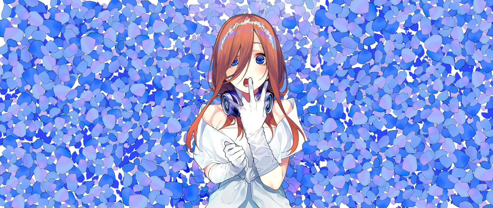 Miku From The Quintessential Quintuplets In A Floral Background Background