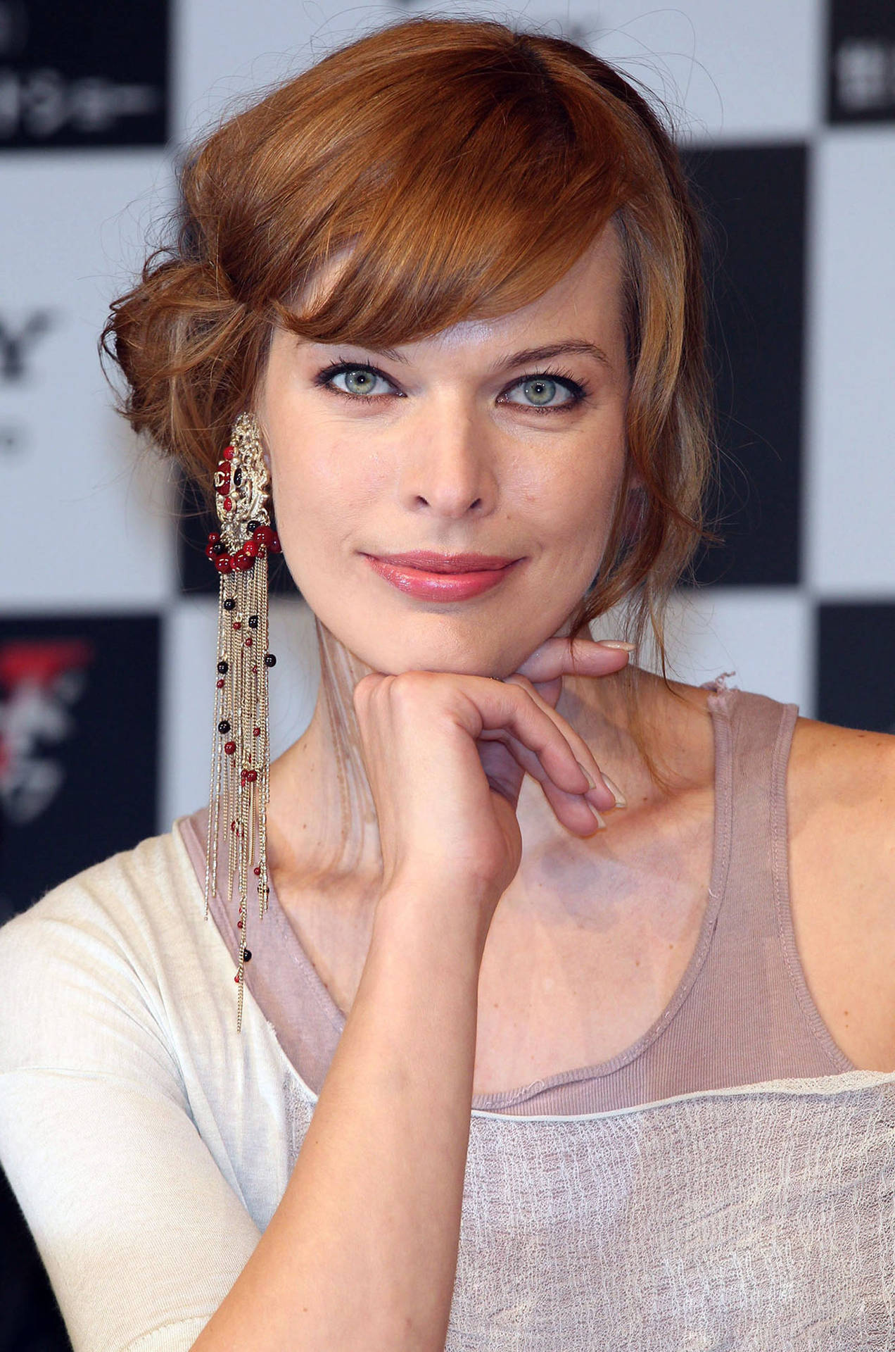 Milla Jovovich Resident Evil Afterlife Premiere