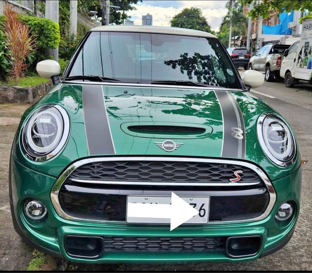 Mini Green And Black Front View