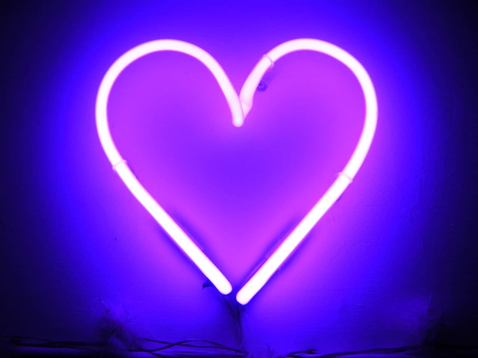 Minimalist Purple Neon Heart Light Photograph Background