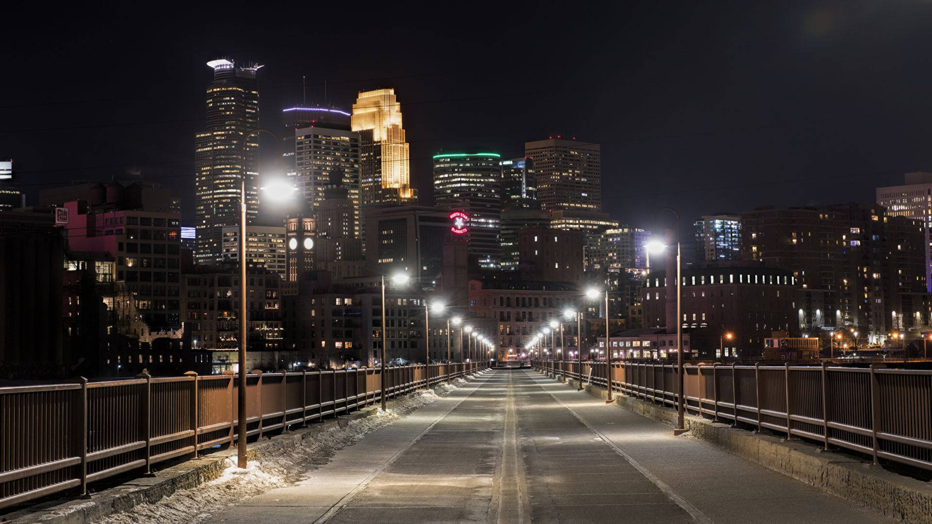 Minnesota Bridge At Night Background