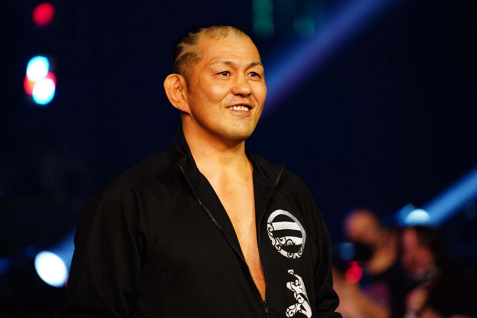 Minoru Suzuki A Japanese Wrestler Smiles Background