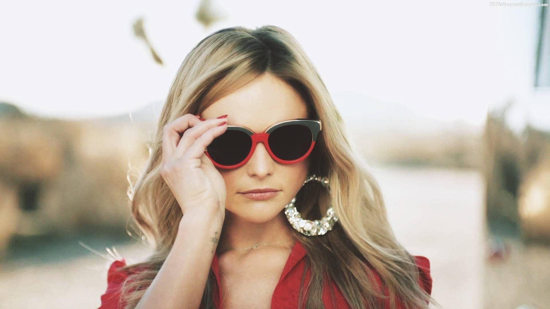 Miranda Lambert Large Shades Red Dress Background