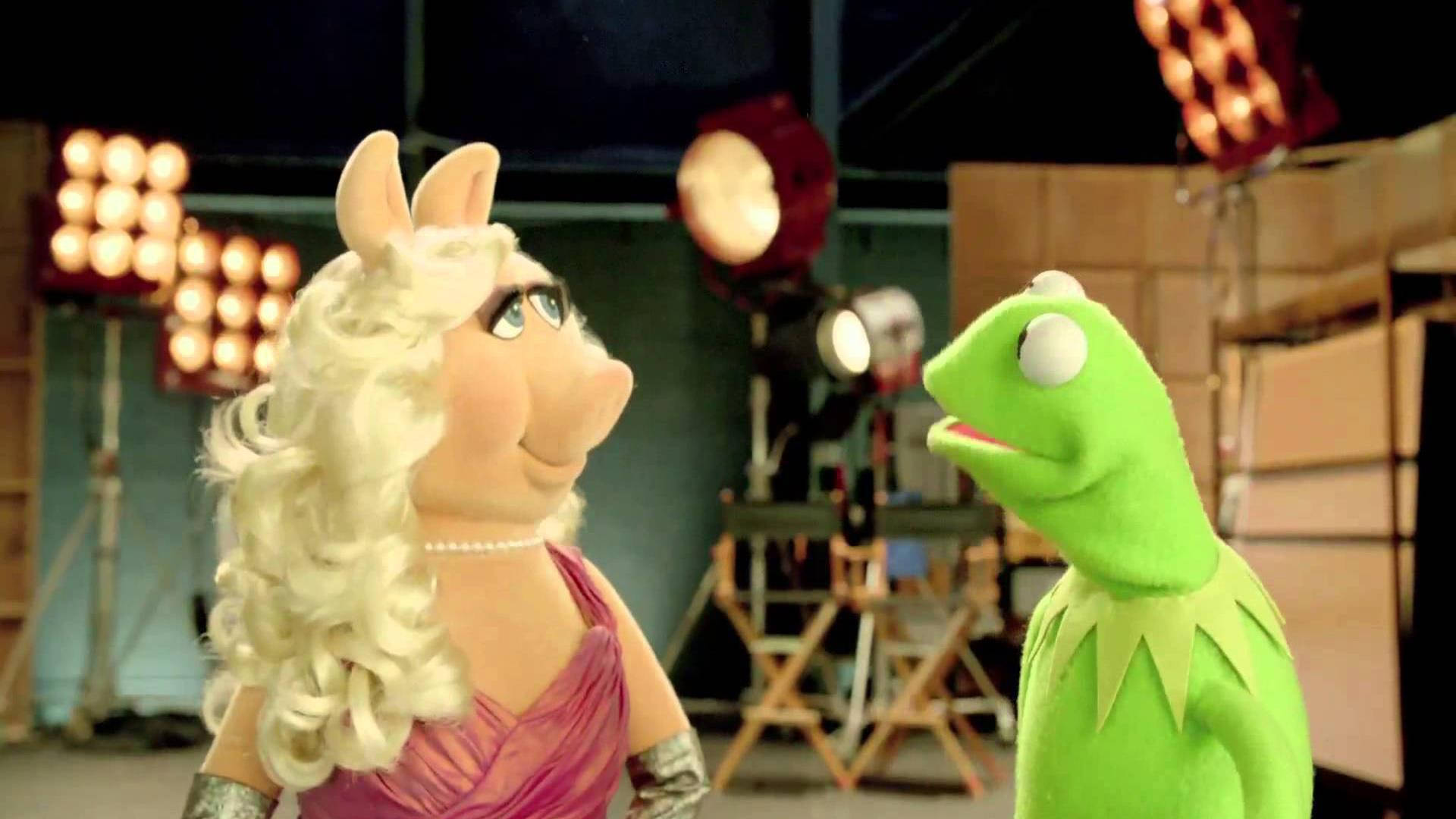 Miss Piggy And Kermit The Frog Background