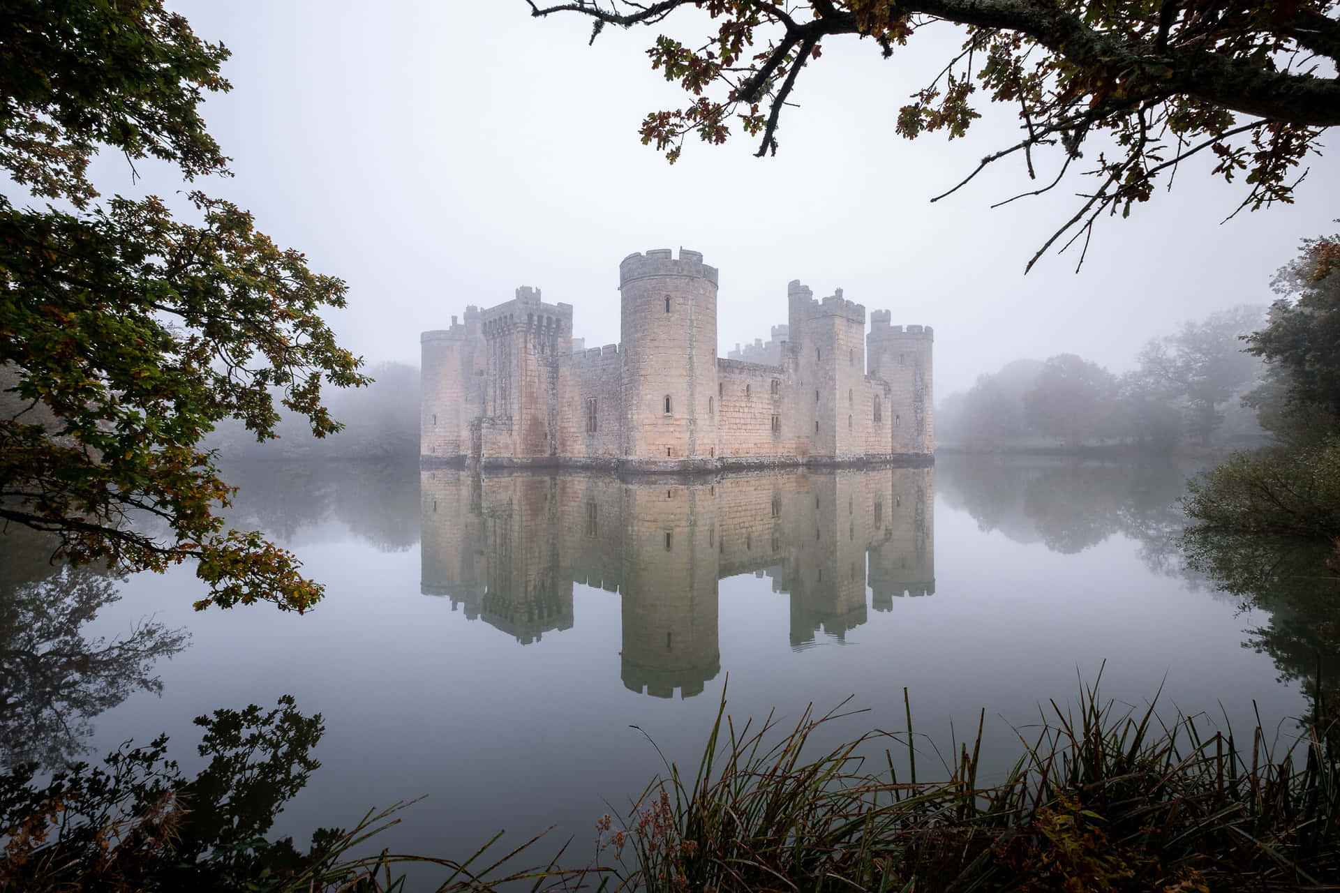 Misty Bodiam Castle Reflection