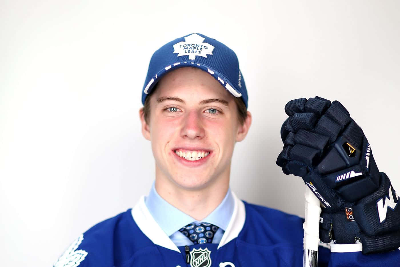 Mitchell Marner - Leading Nhl Star Background
