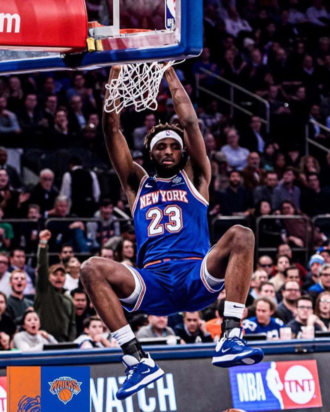 Mitchell Robinson Slam Dunk New York Knicks Background