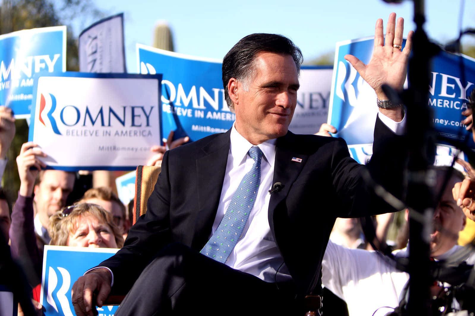 Mitt Romney Campaign Event Background