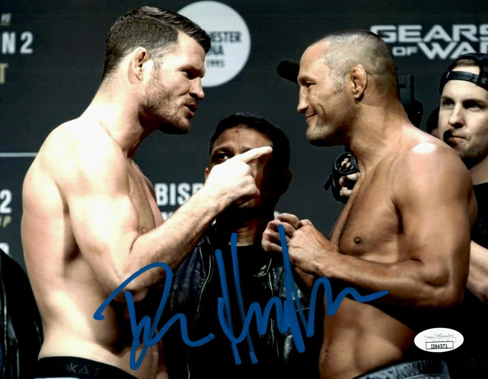 Mma Fighters Dan Henderson And Michael Bisping In Competitive Action Background