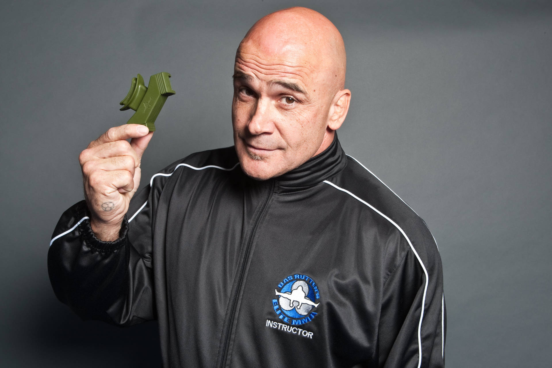 Mma Instructor Bas Rutten Background