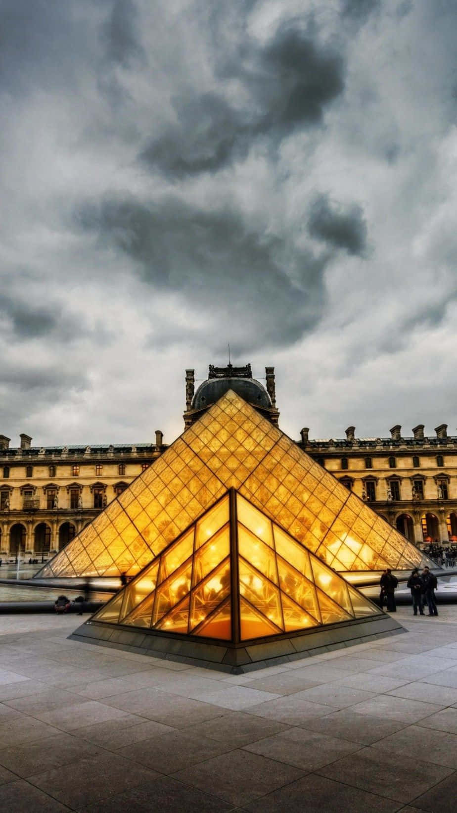 Modern Architecture Louvre Museum