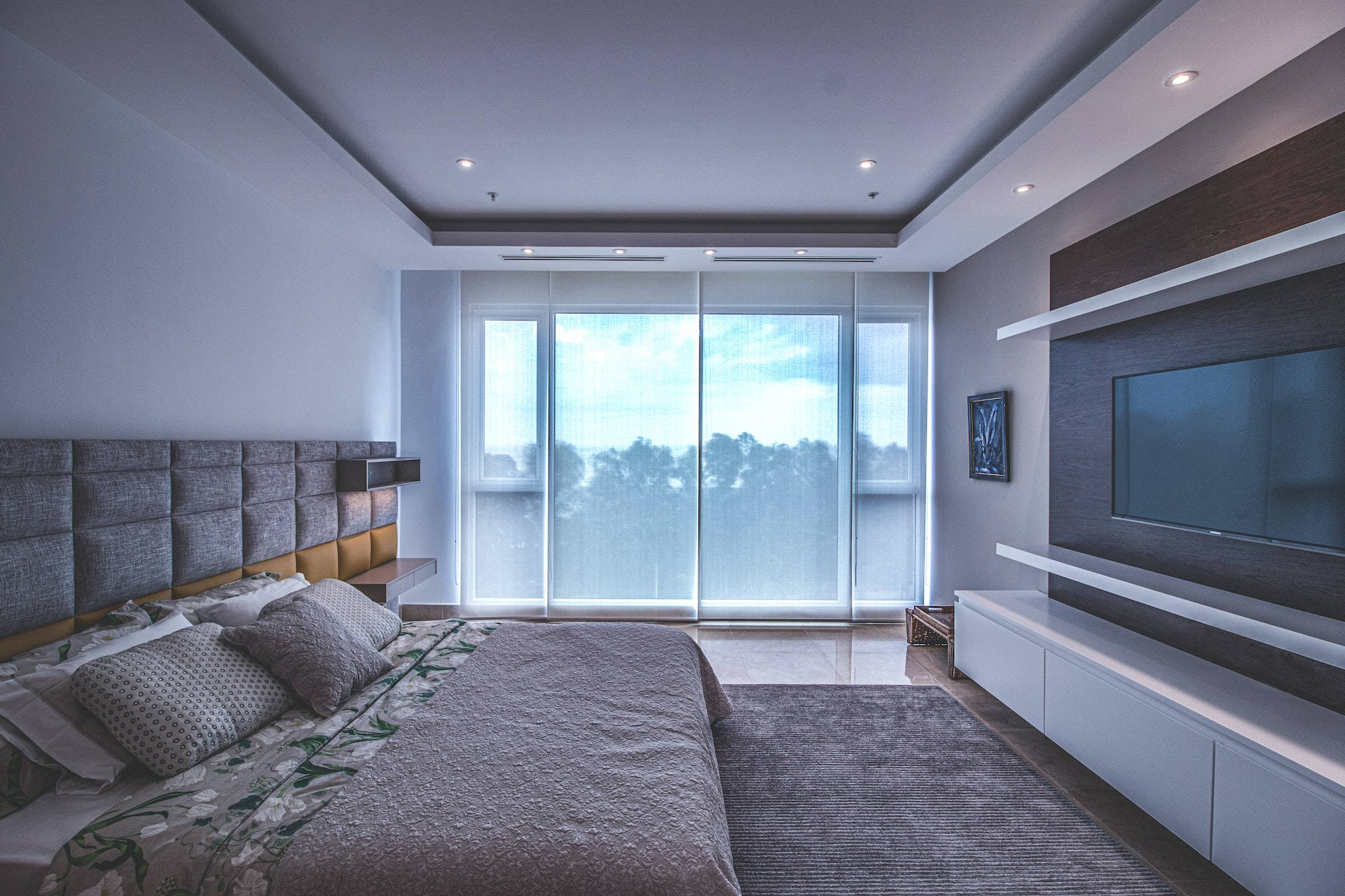 Modern Big Bedroom