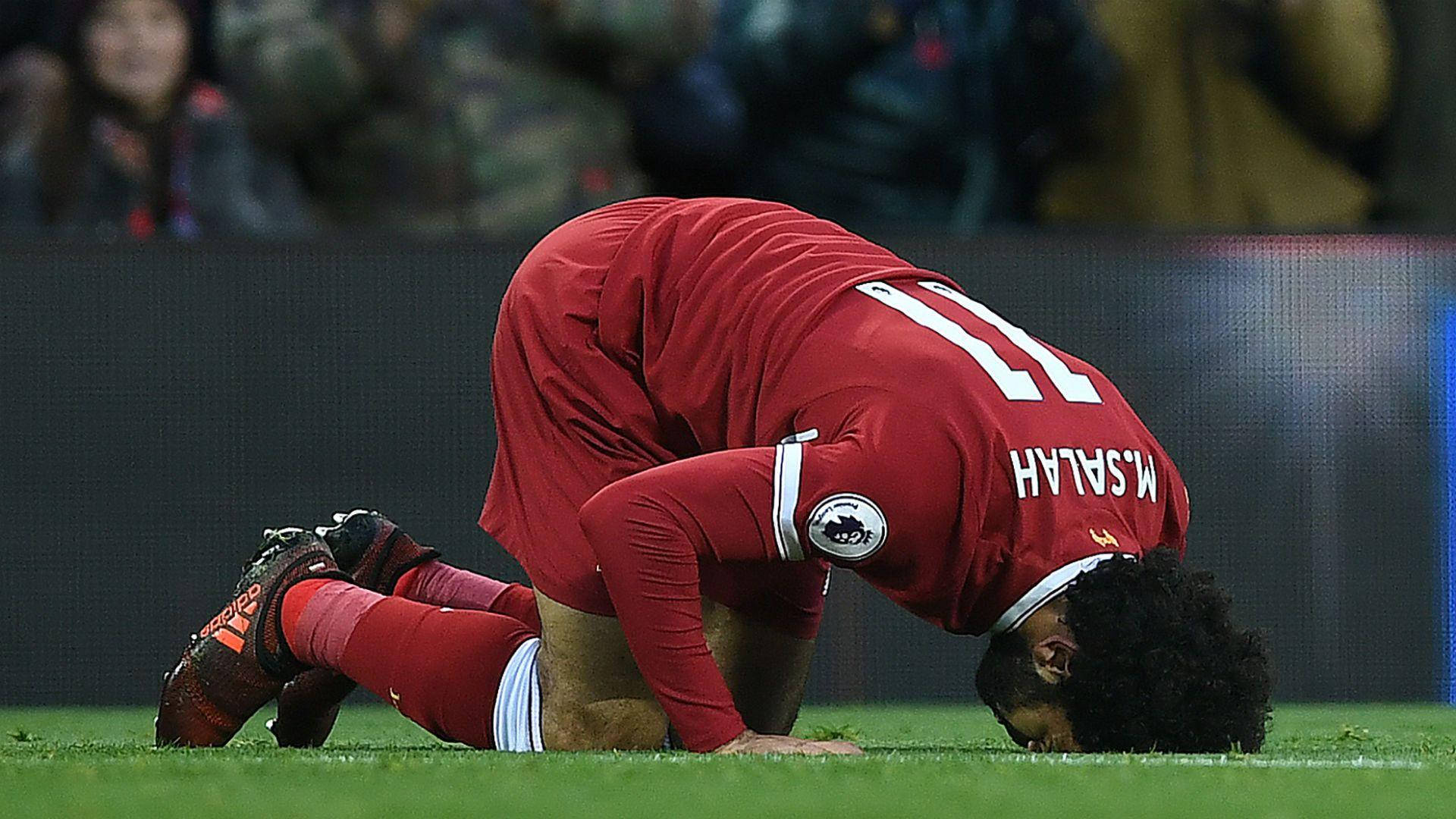 Mohamed Salah Bowing Down Background