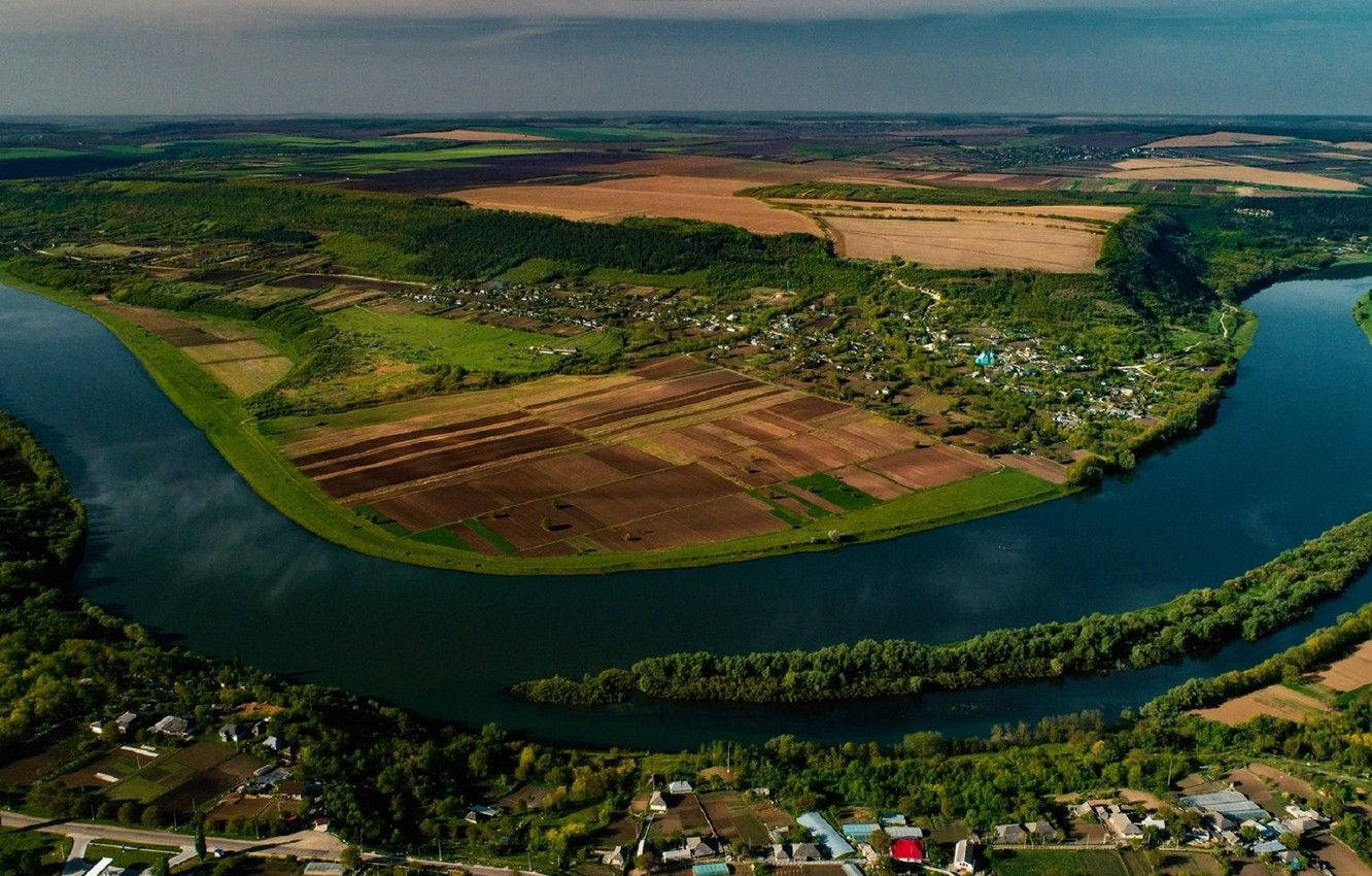 Moldova Dnister Vast River Background