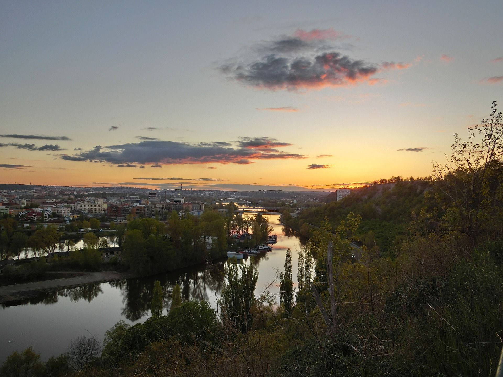 Moldova Lalpug River Background