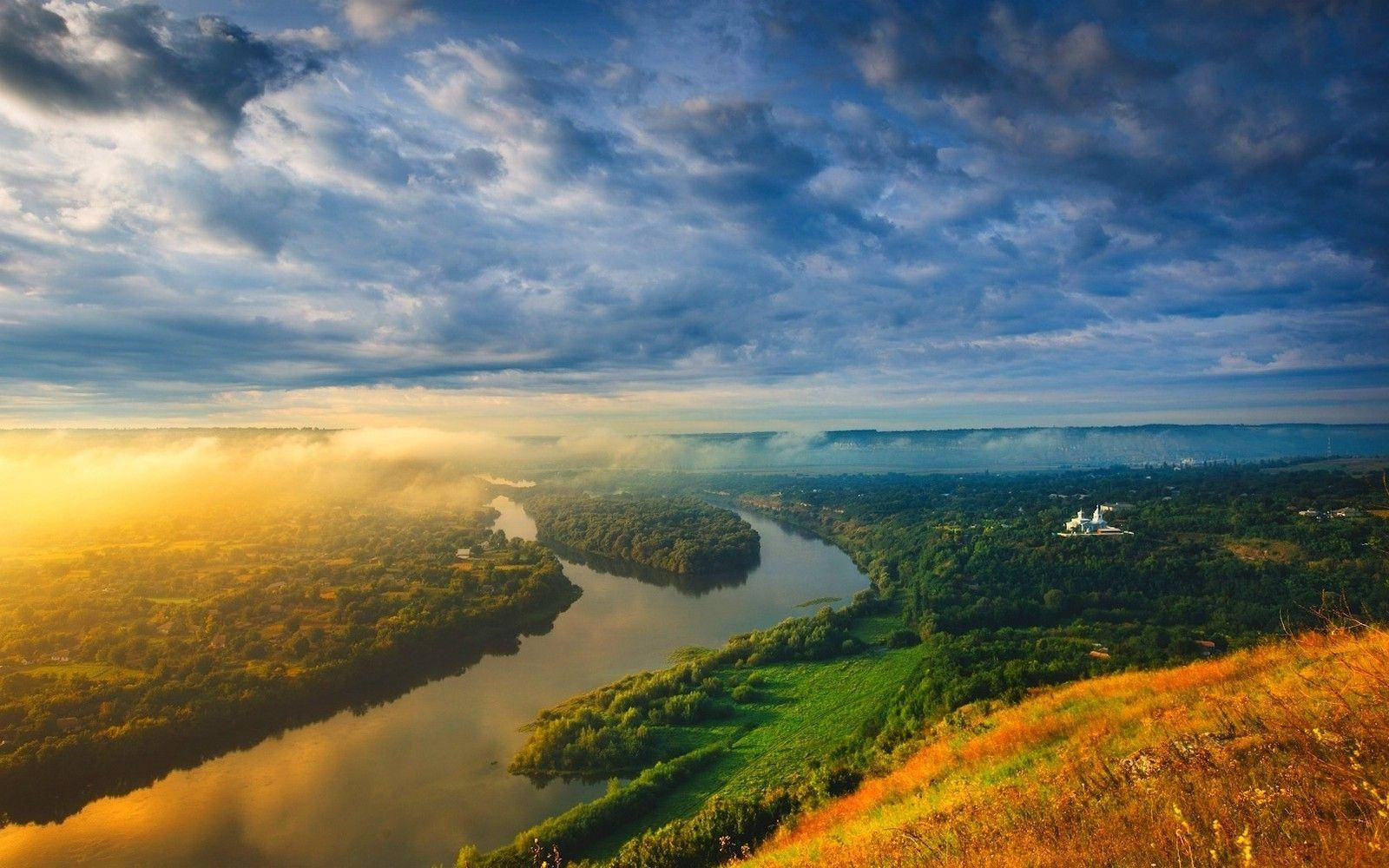 Moldova Stunning Danube River Background