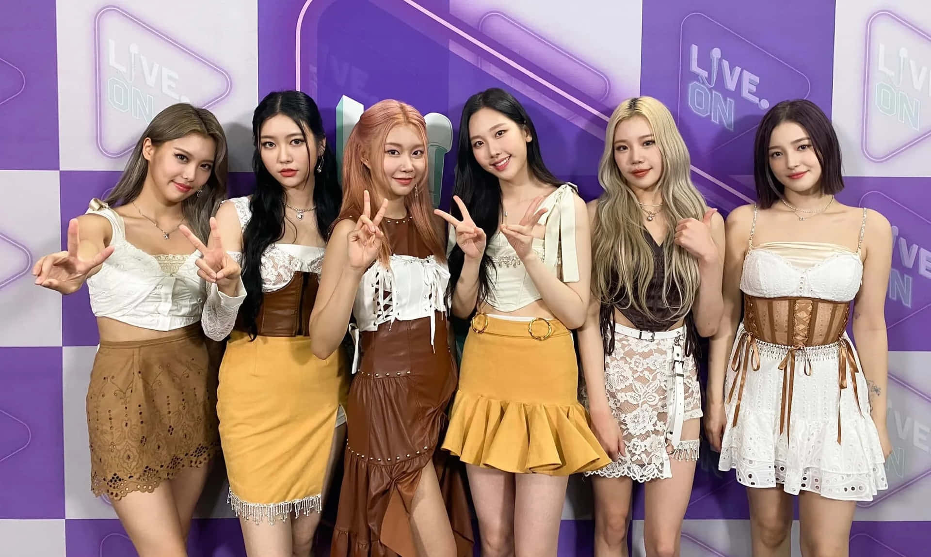Momoland Group Pose Purple Backdrop Background