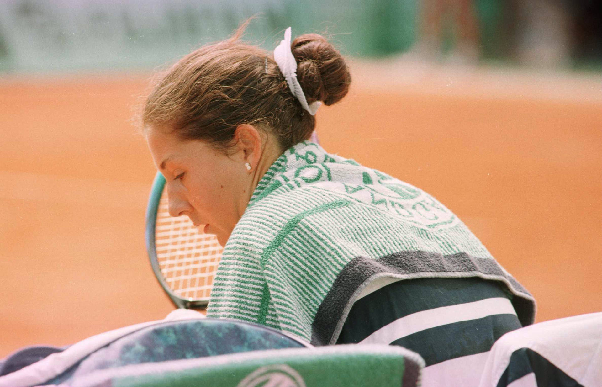 Monica Seles Resting Background