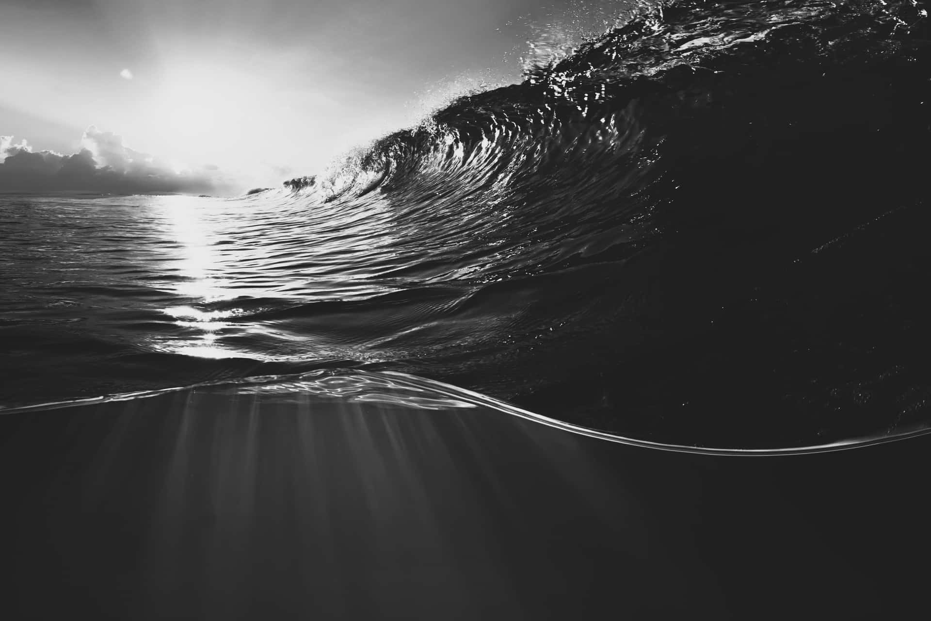 Monochrome_ Ocean_ Sunrise_ Wave