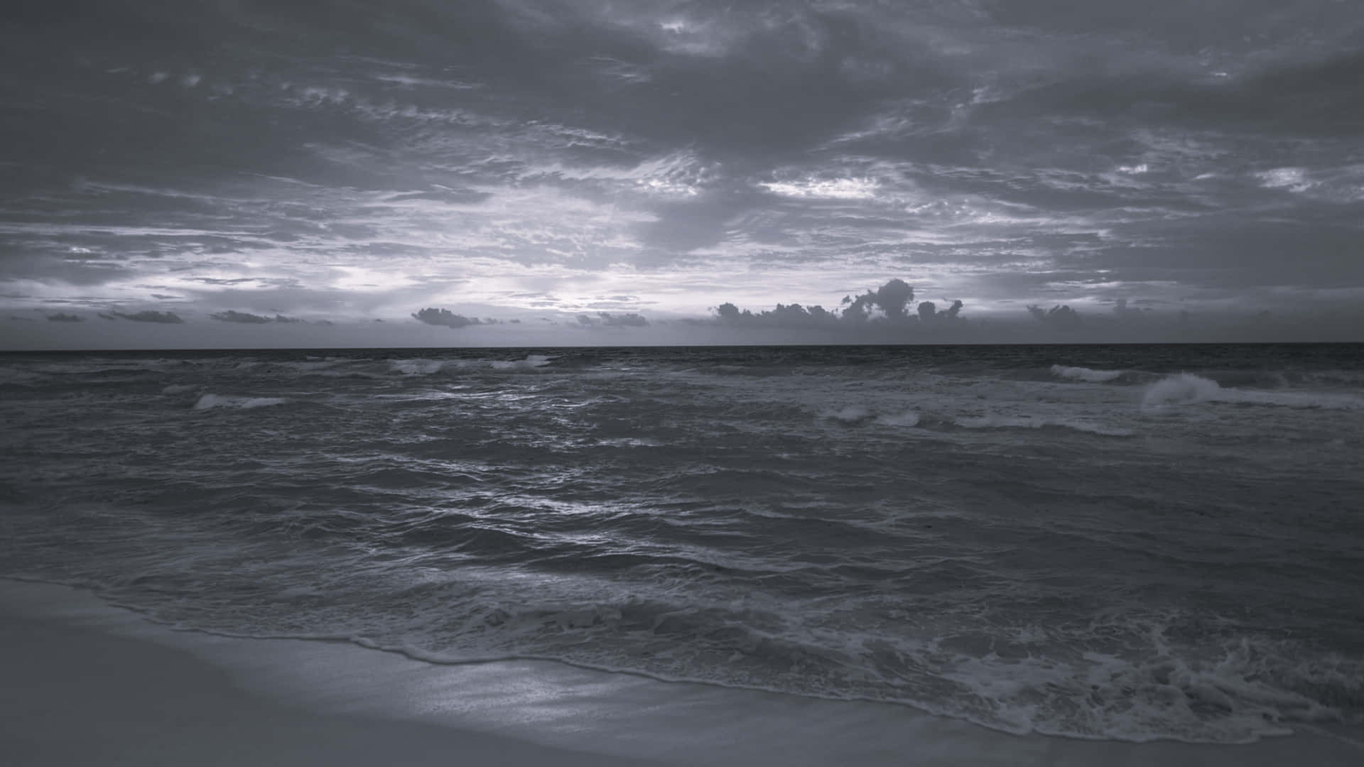Monochrome_ Ocean_ Sunset_ Serenity