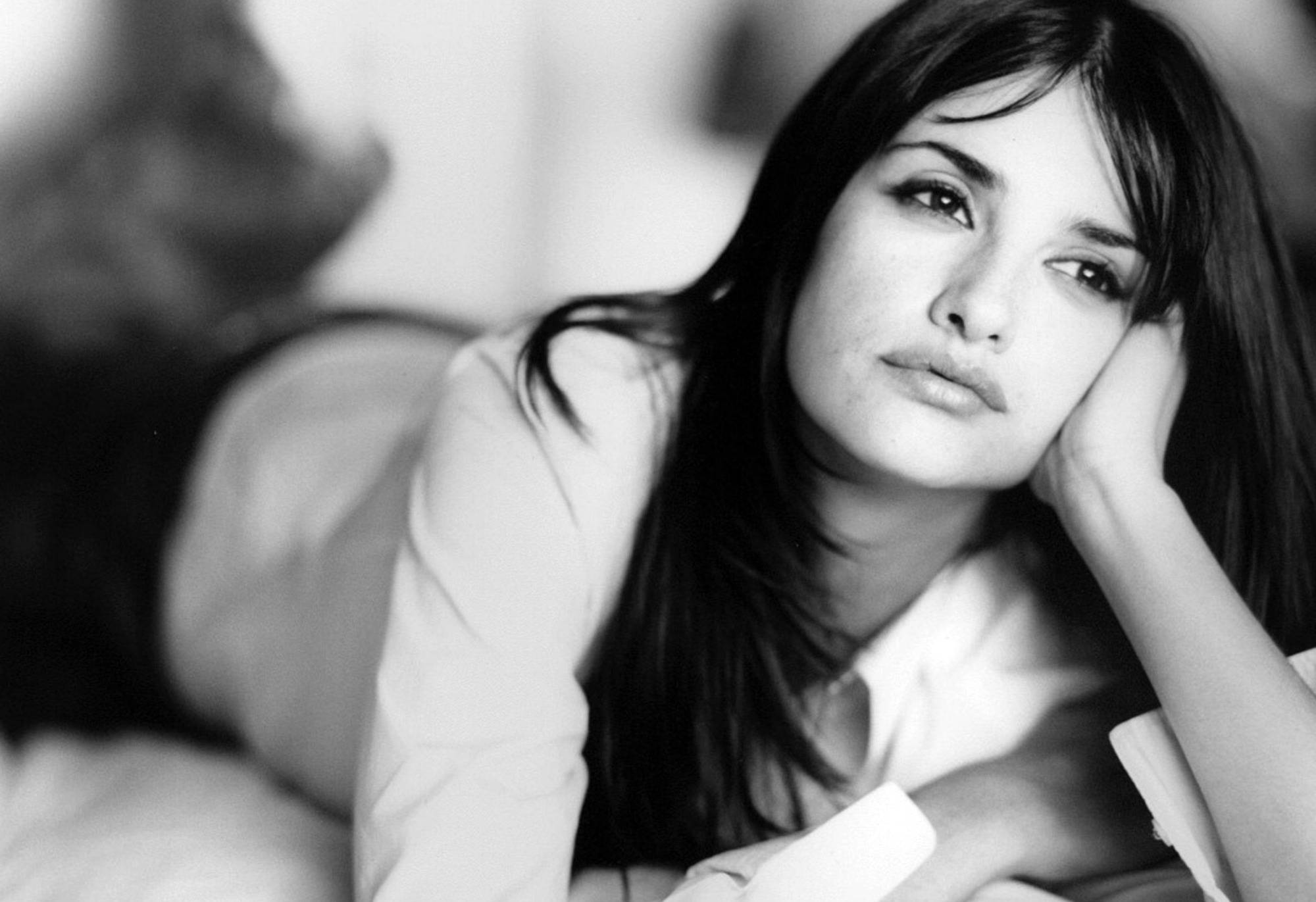 Monochrome Penelope Cruz 4k Portrait