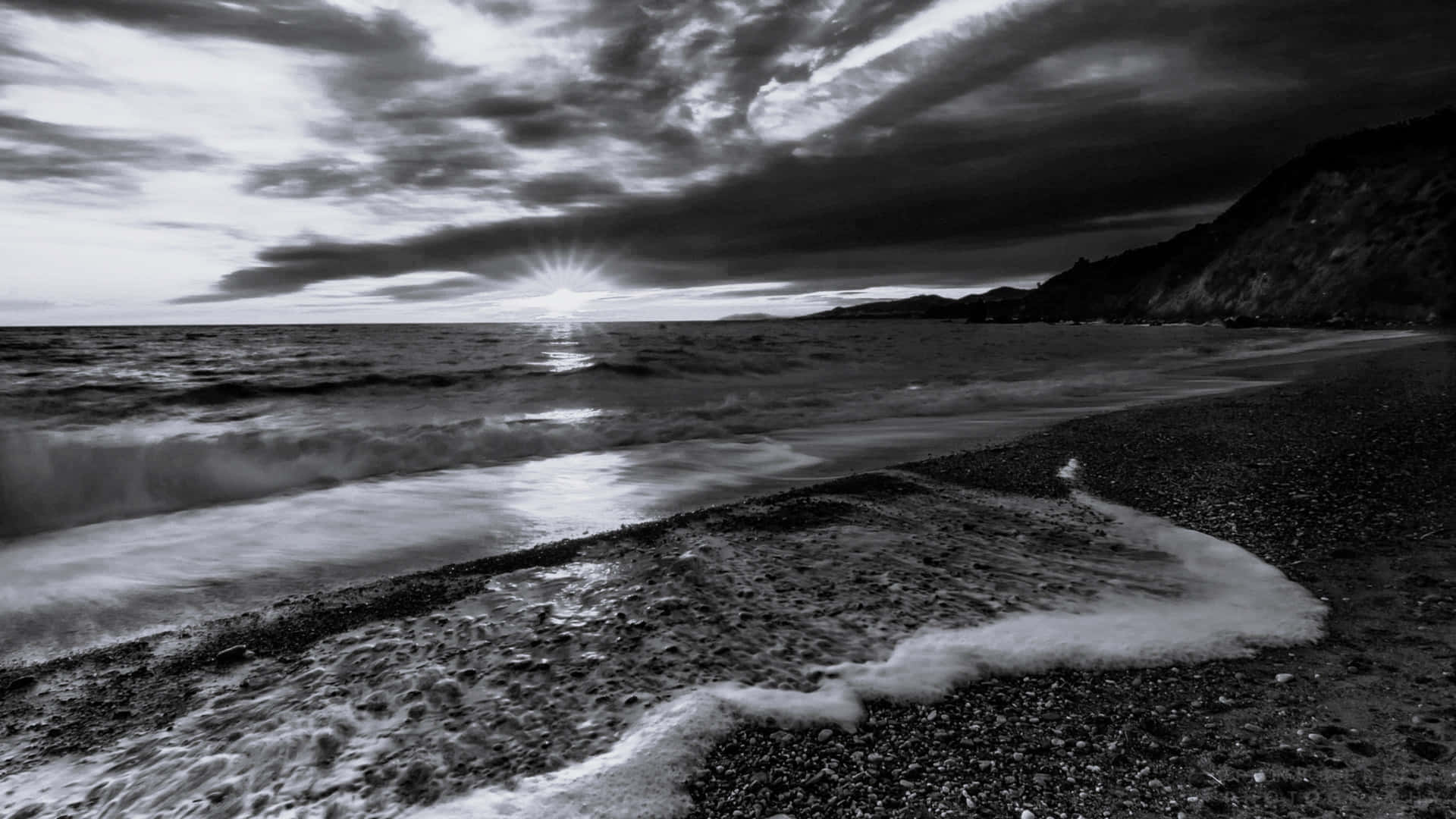 Monochrome_ Sunset_at_ Pebble_ Beach