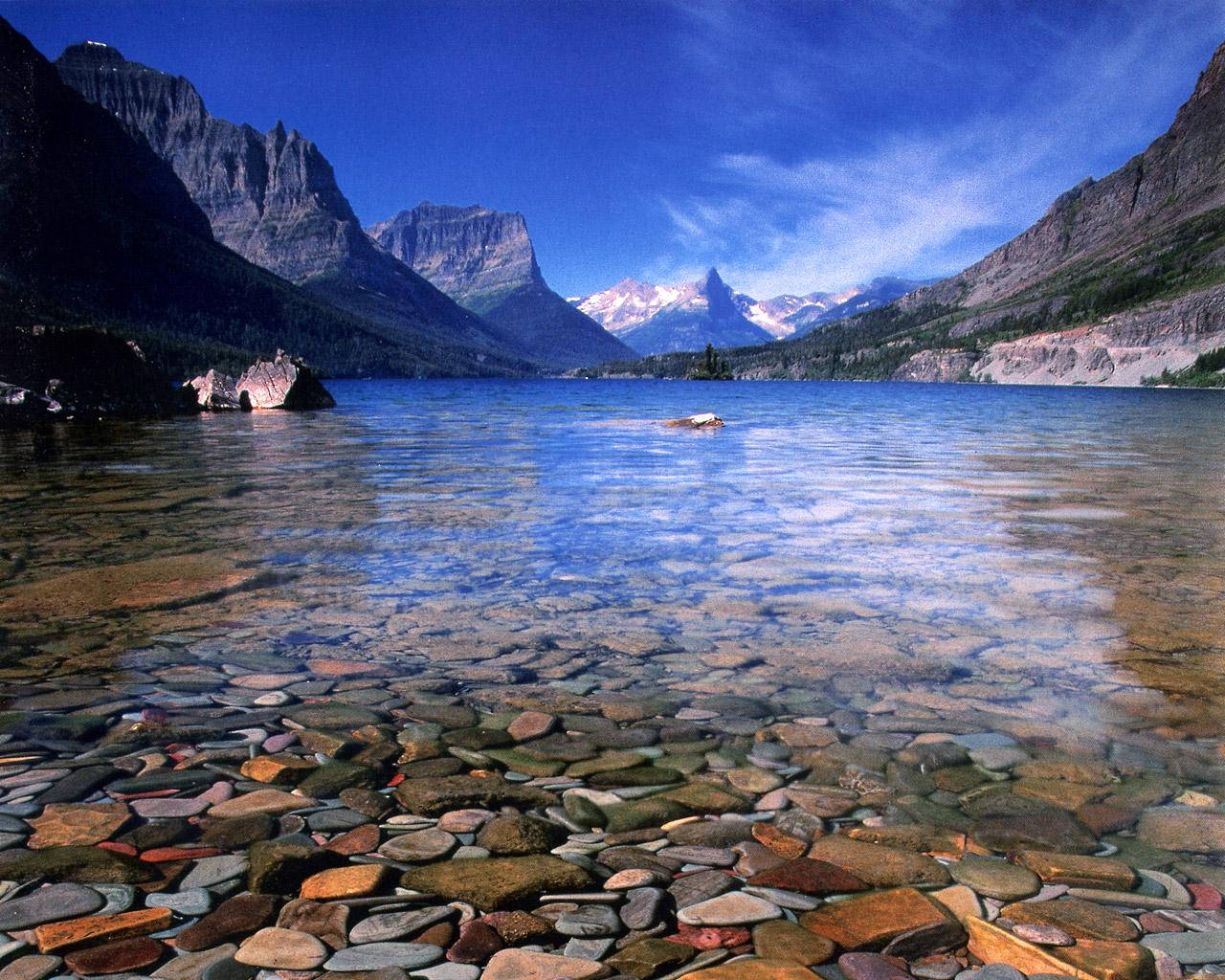 Montana Stone Lake Background