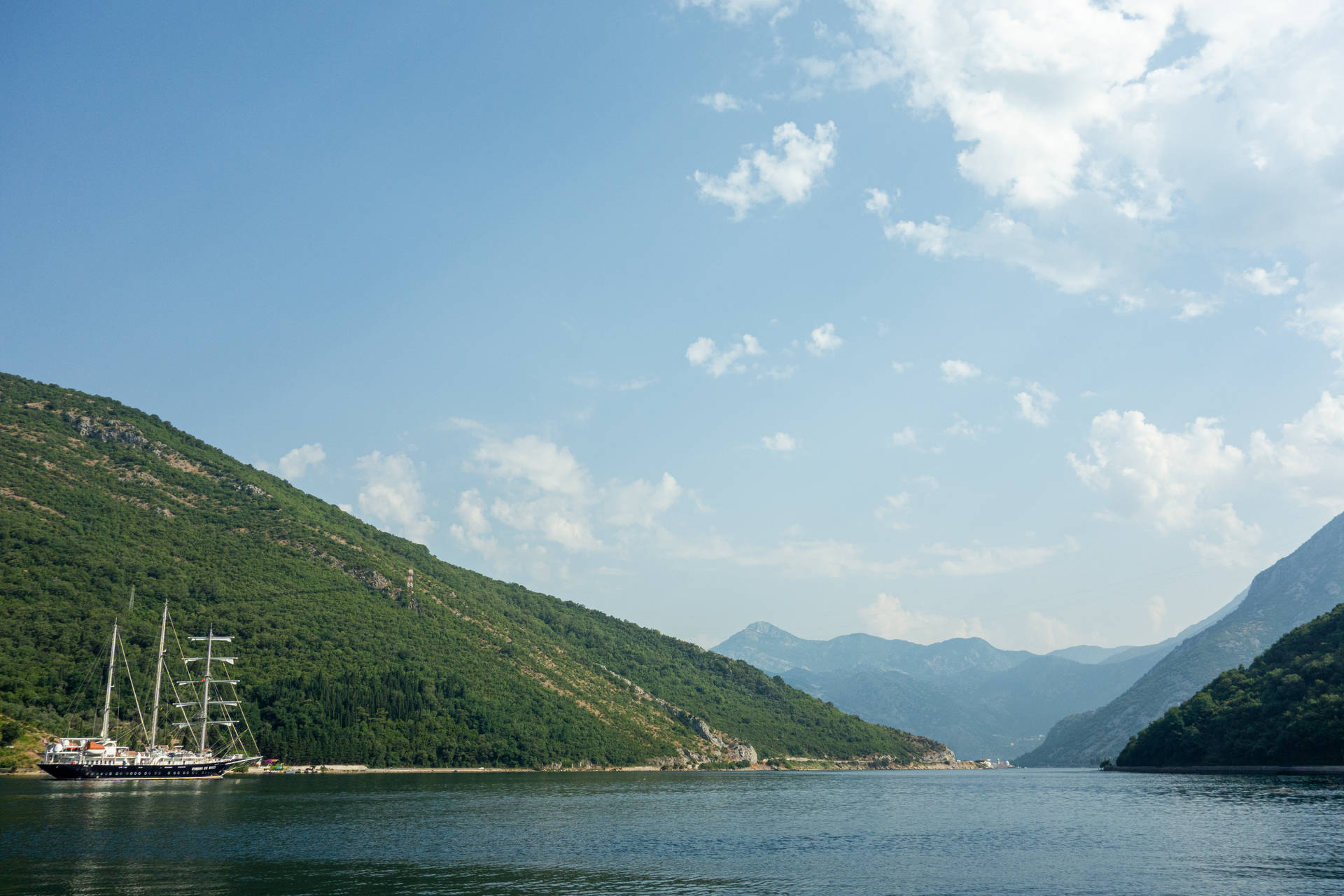 Montenegro Kamenari Landscape Background