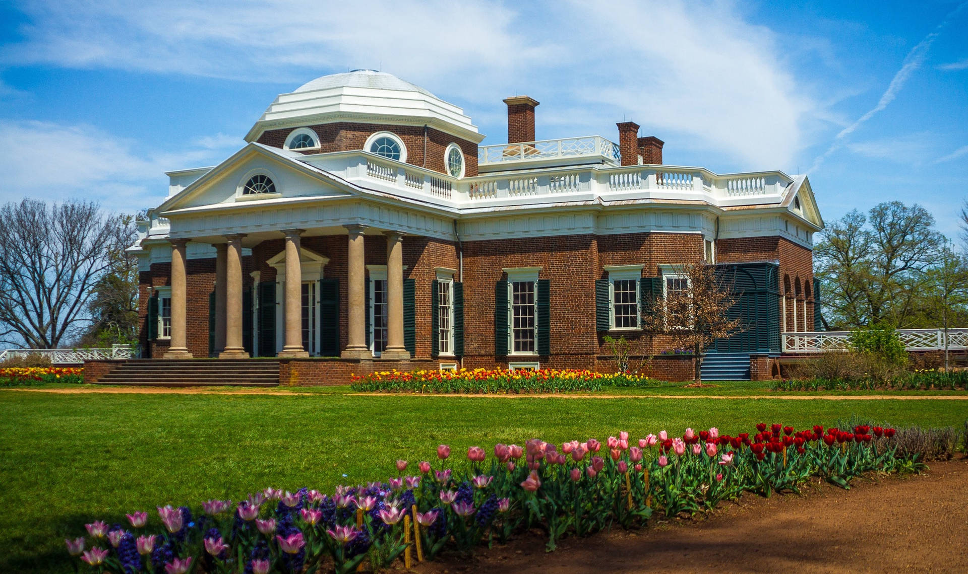 Monticello And Flower Beds Background