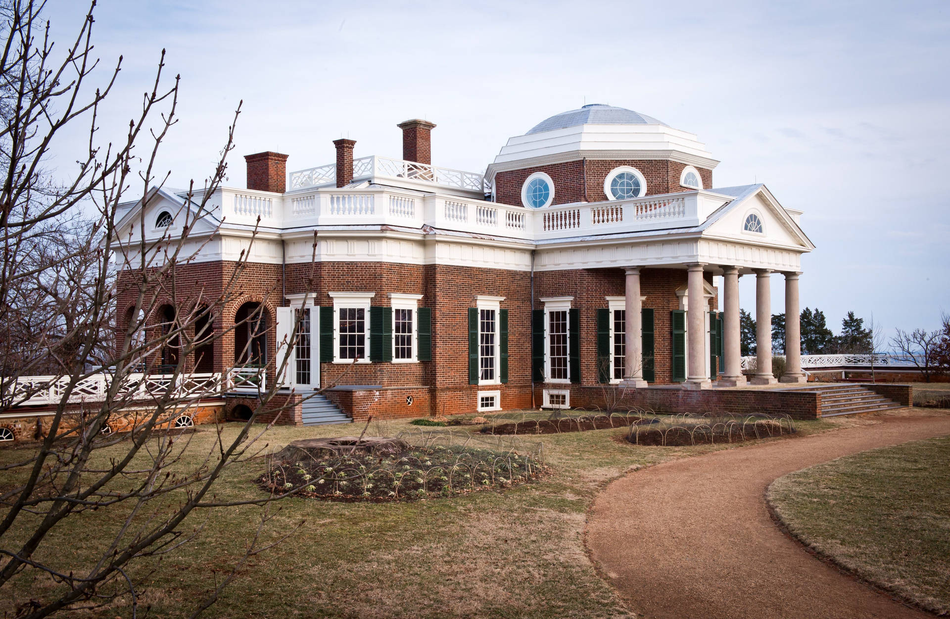 Monticello Side-shot Background