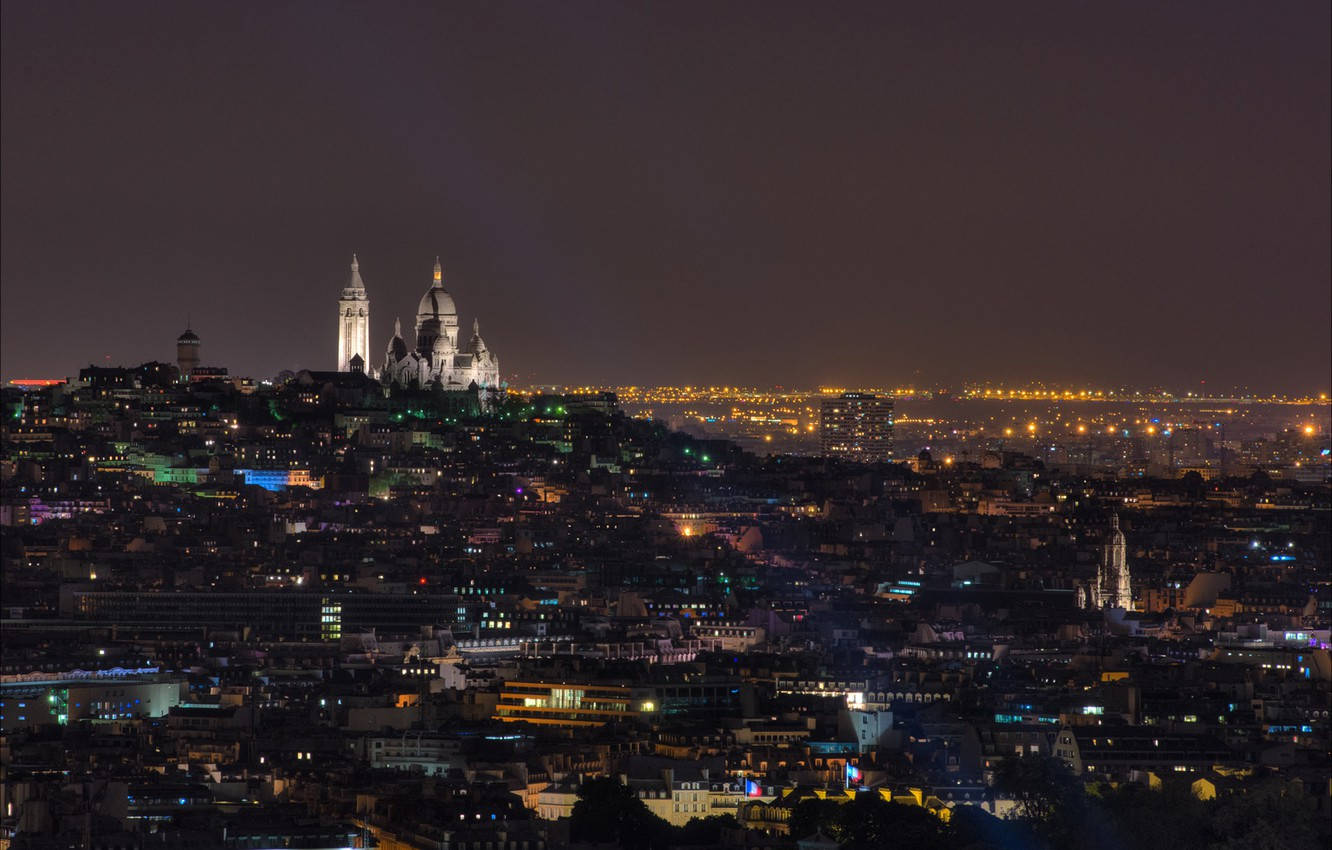 Montmartre Sacre Coeur Basilica At Night Background