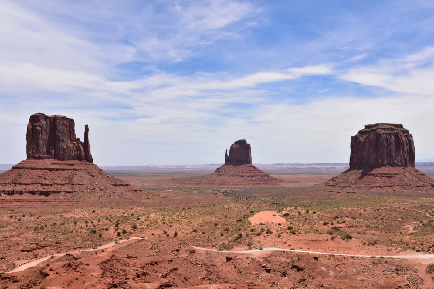 Monument Valley Navajo Tribal Park Mesa Rim Trail Background