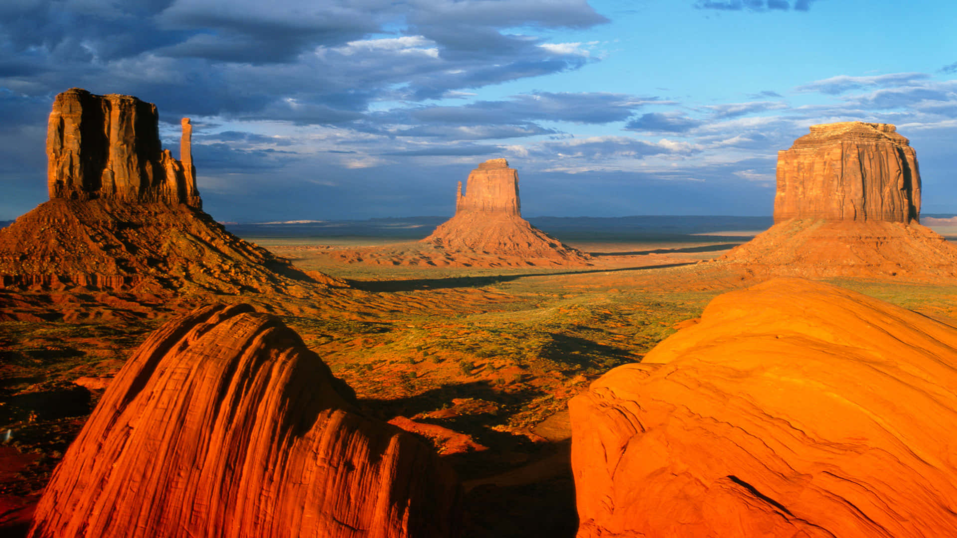 Monument Valley Navajo Tribal Park Mitten Buttes Background