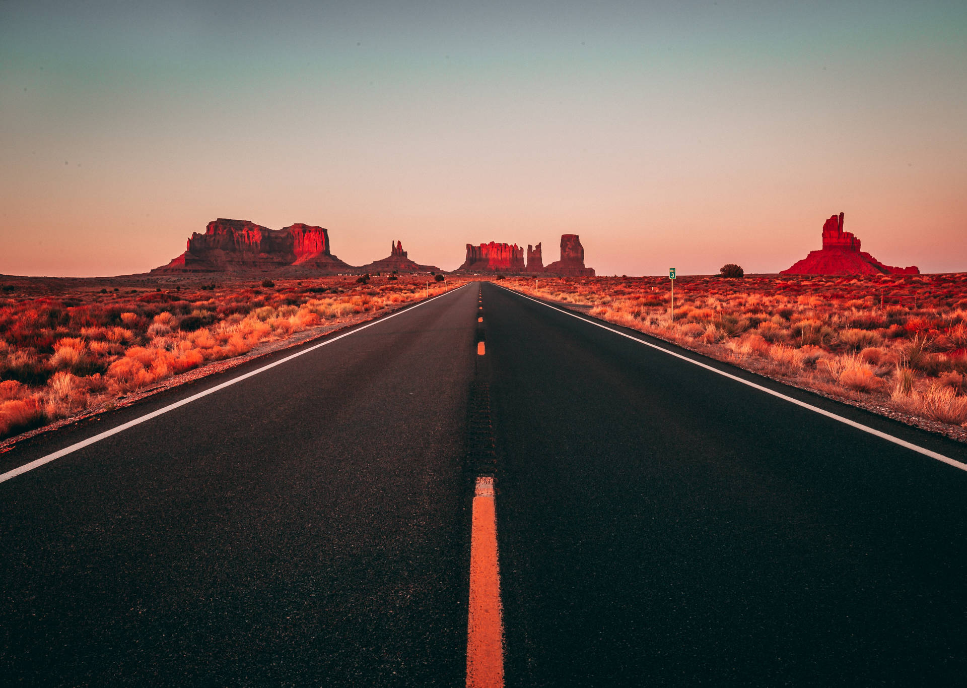 Monument Valley Road Clear Sky Background