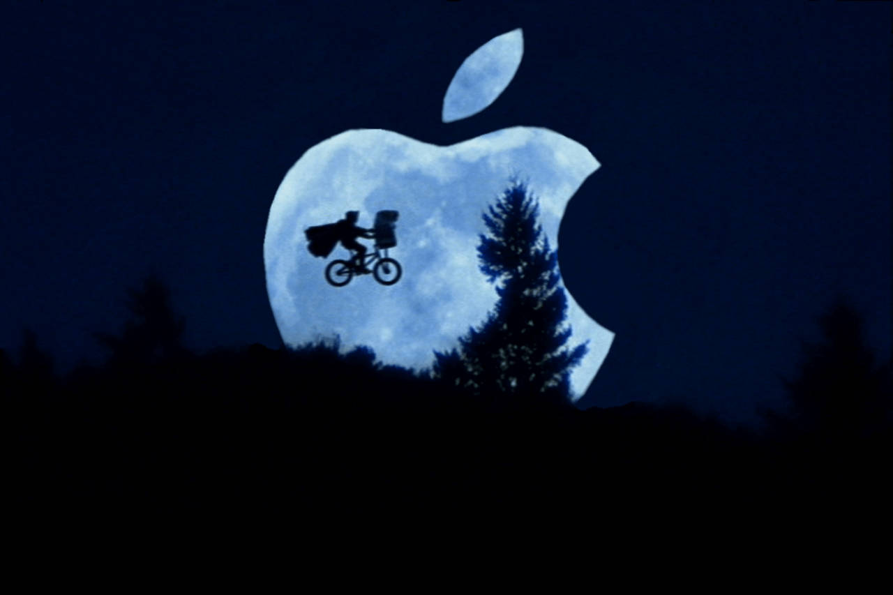 Moon Apple Logo Meets Et Background