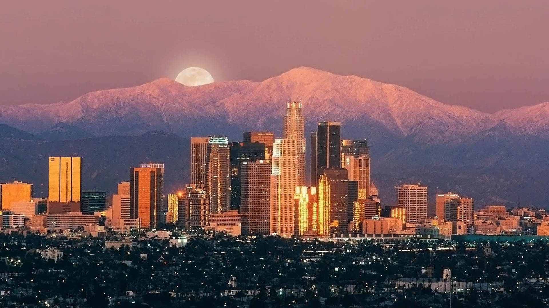 Moonrise In Los Angeles 4k Background