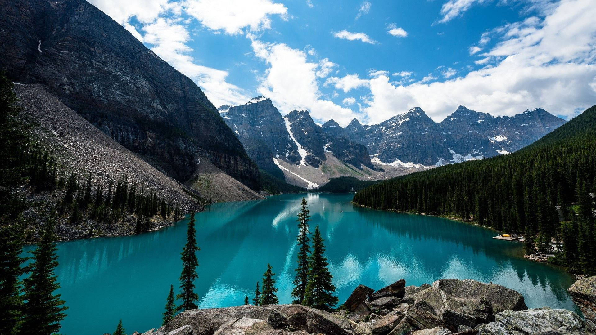 Moraine Lake In Banff National Park For Monitor Background