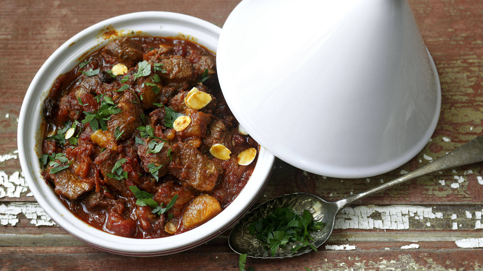 Moroccan Meaty Tajine Highlight Background