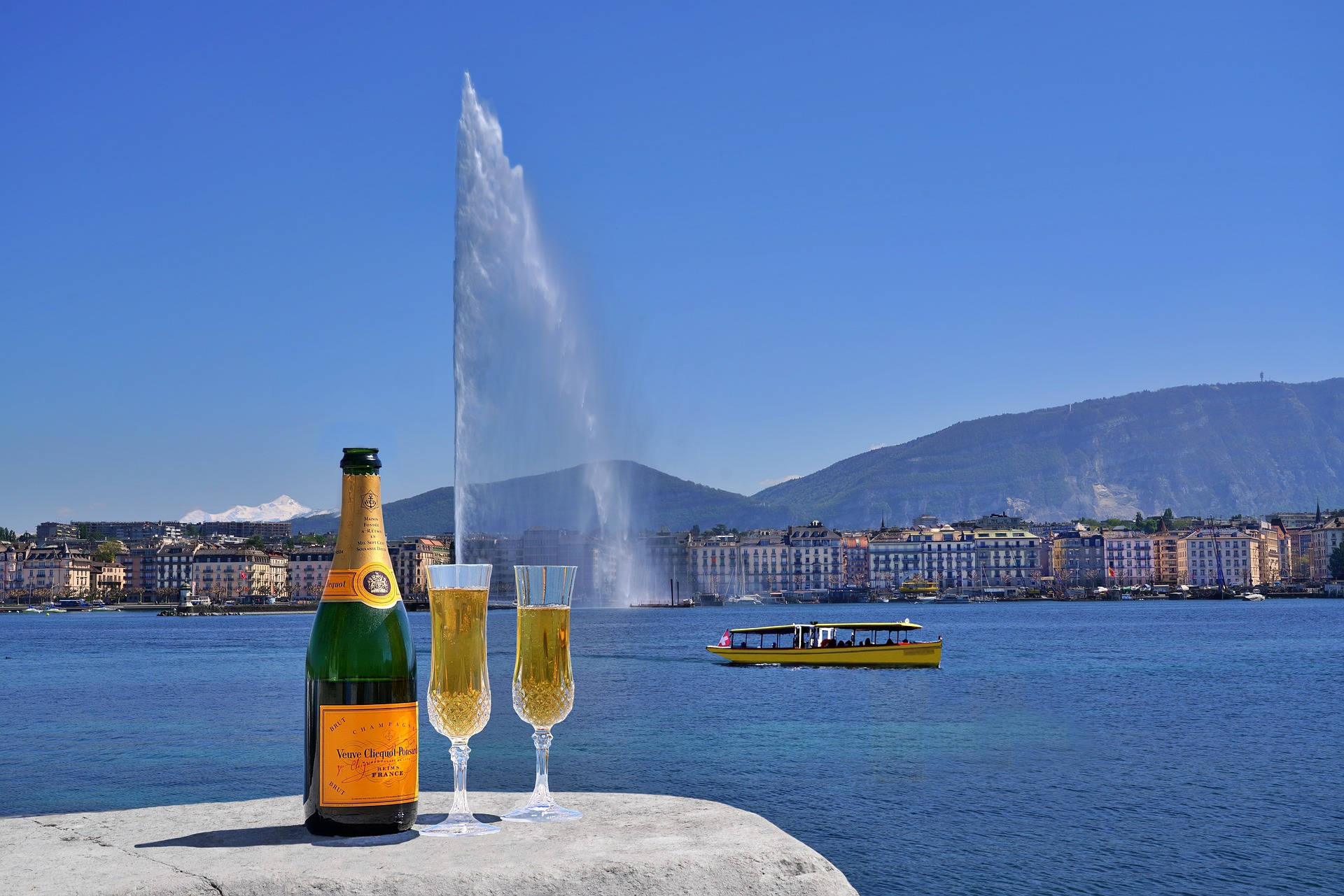 Most Beautiful Desktop Champagne Shot