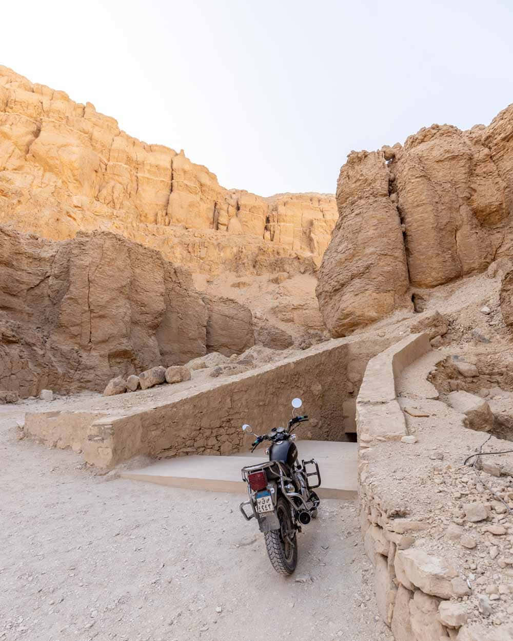 Motorcycle_at_ Valley_of_the_ Kings Background