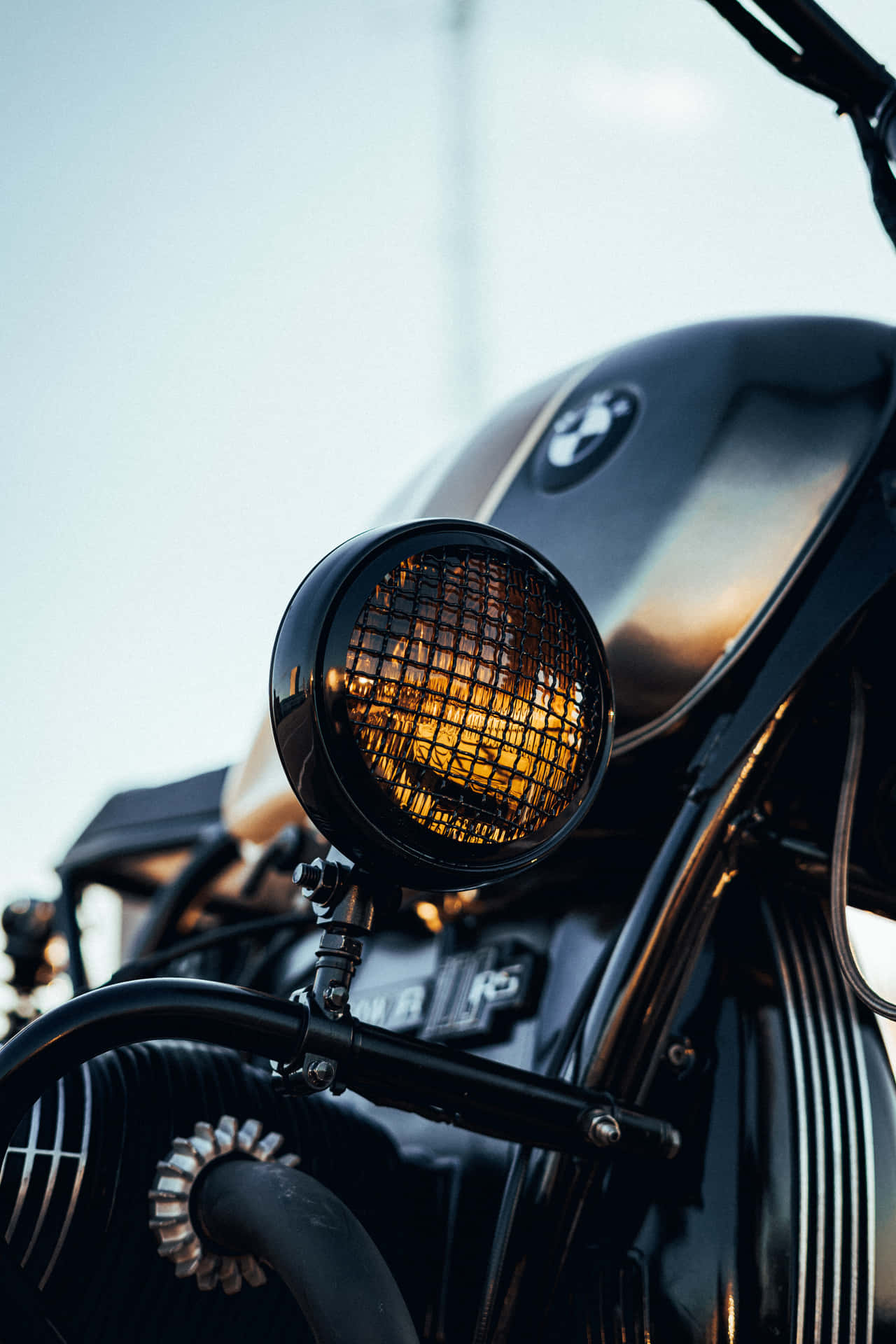 Motorcycle Yellow Light [wallpaper]