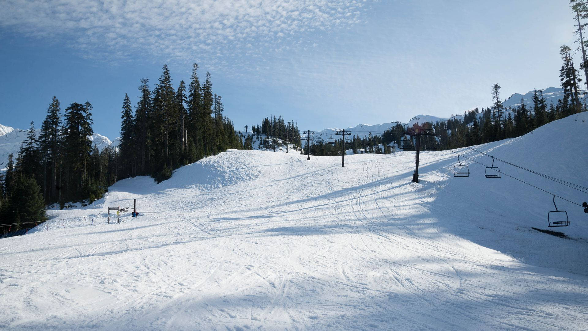 Mount Bakers Mountain Slope Background