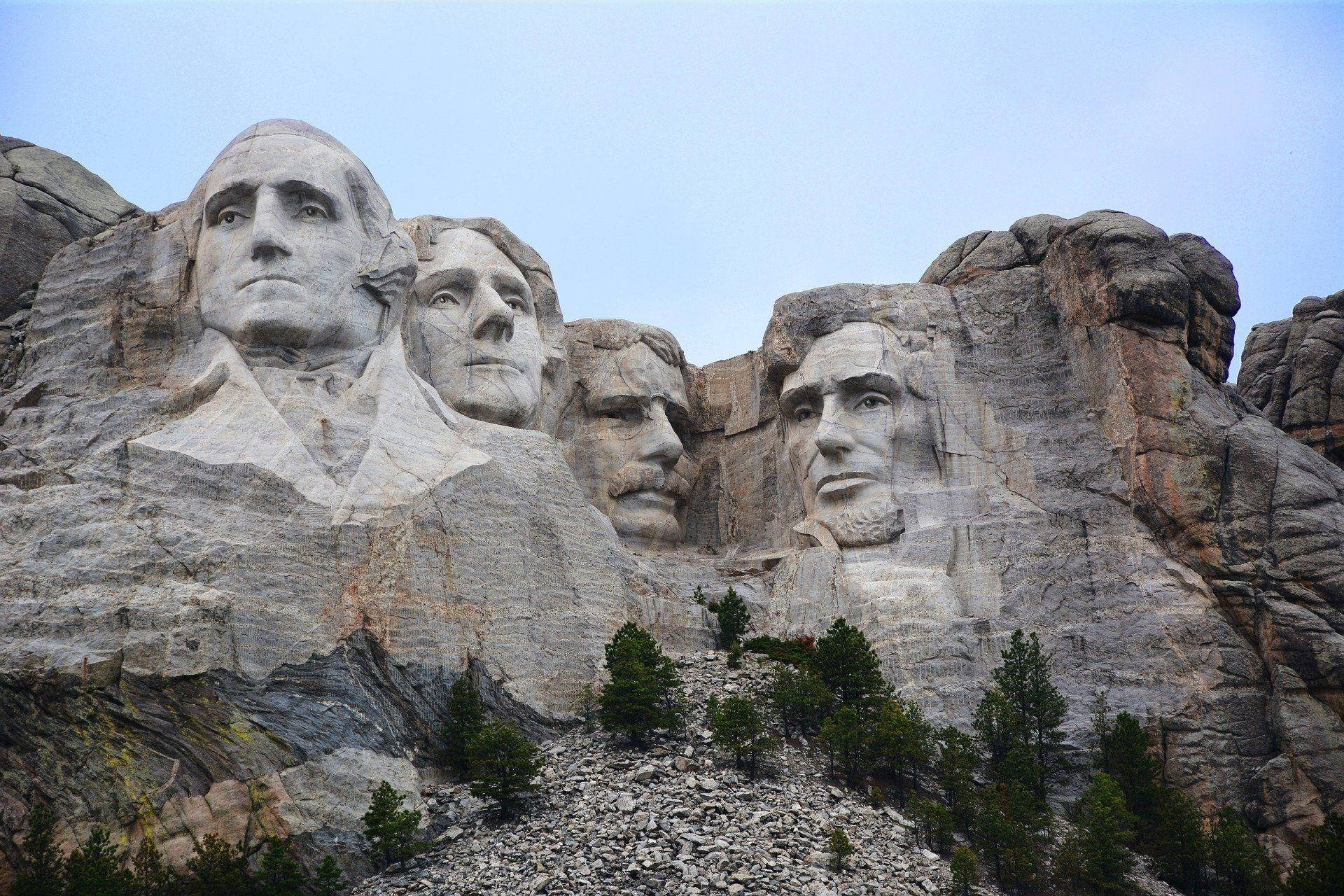 Mount Rushmore Sculpture Of Past Presidents Background