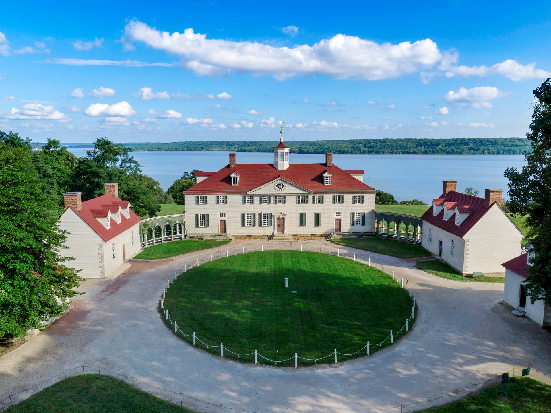 Mount Vernon Scenic Spot Background