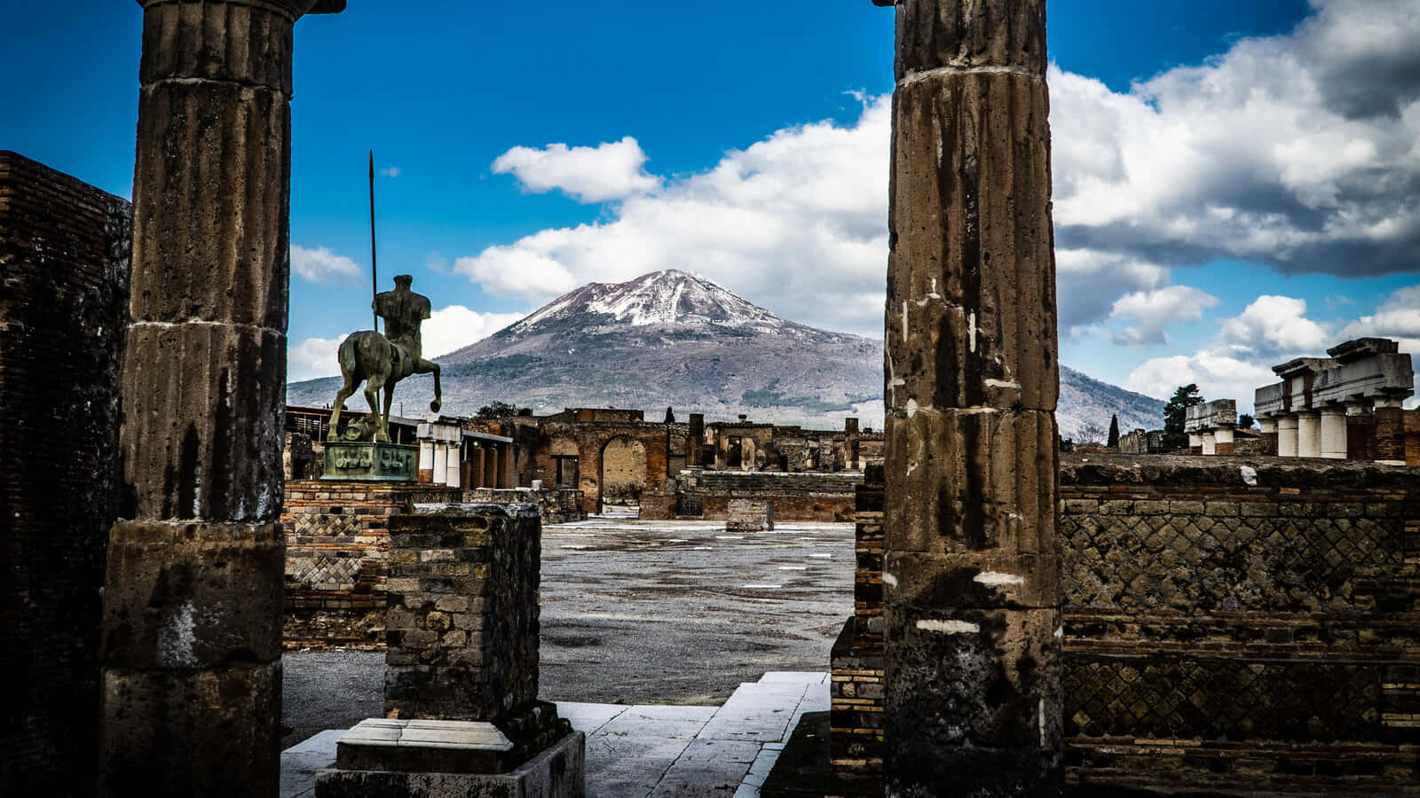 Mount Vesuvio Artistic Shot Italy Background