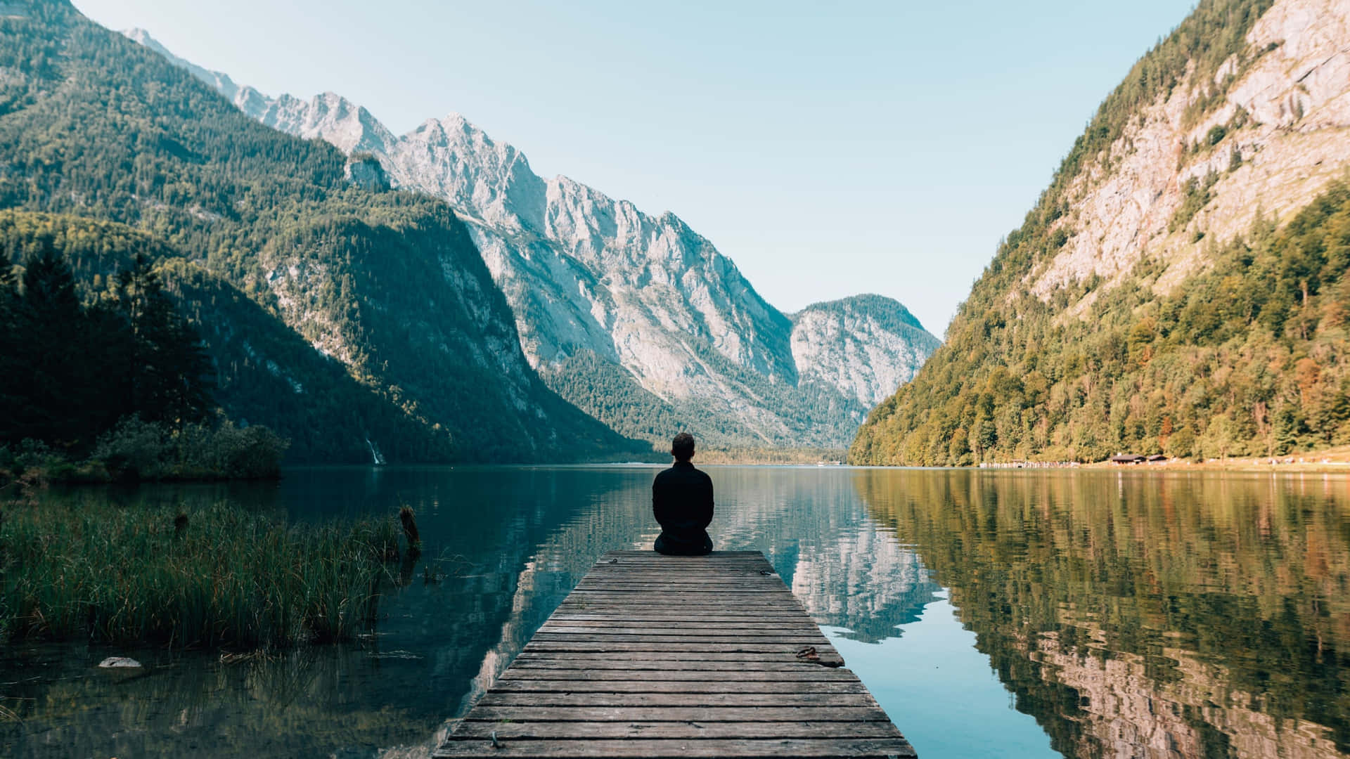 Mountain Landscape With Calm River 4k Monitor Background