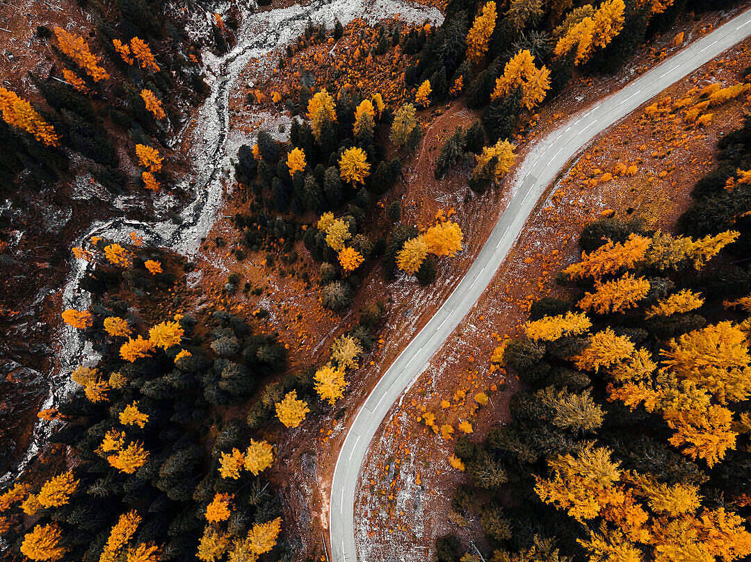 Mountain Road Beautiful Autumn Desktop Background
