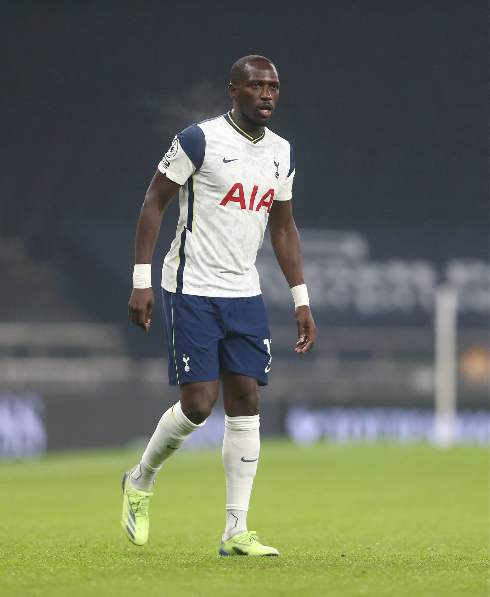 Moussa Sissoko In Action During A Football Match Background