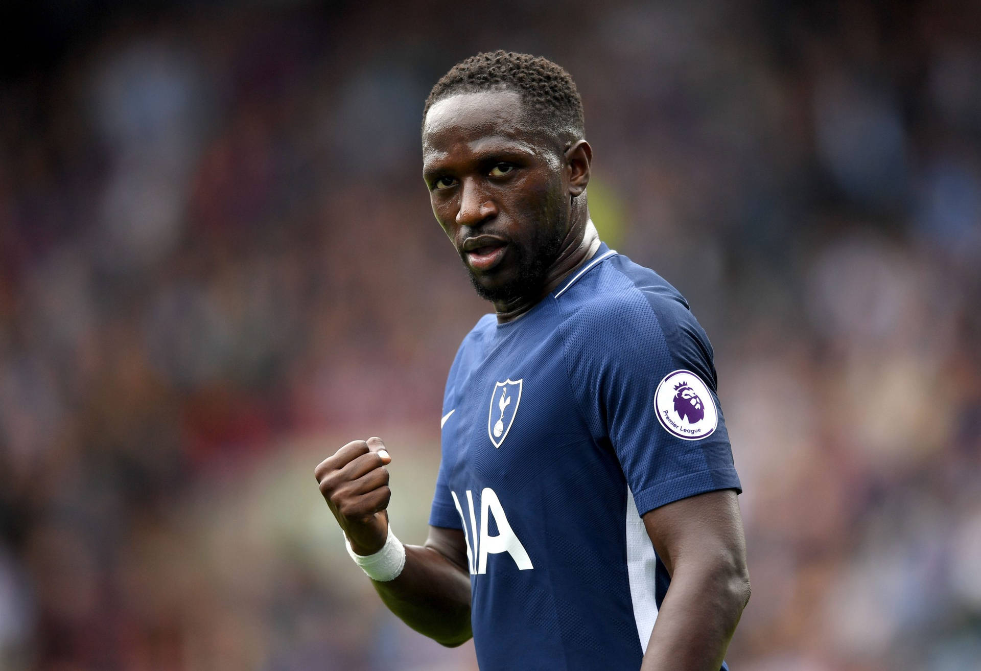 Moussa Sissoko Pumping His Fist Background