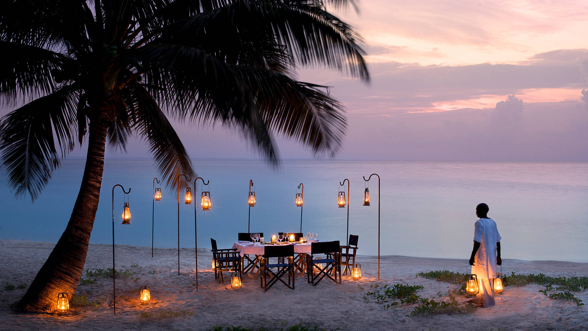 Mozambique Ambient Dinner Background